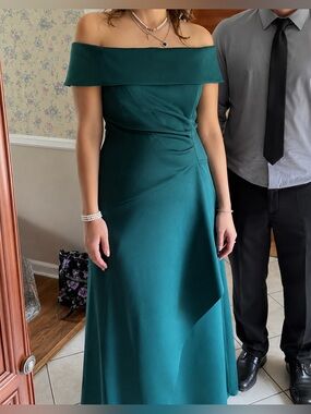 Xscape Beautiful Formal Gown- plus size 18w